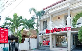 Reddoorz Syariah Near Jogja City Mall 2